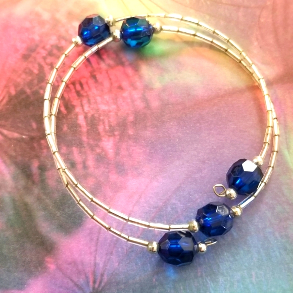 Handmade necklace Memory wire choker necklace bracelet blue silver beaded